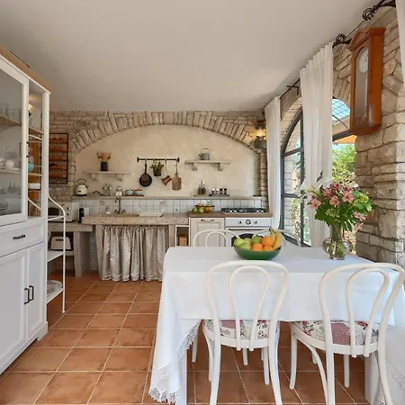 Eufemia Villa *