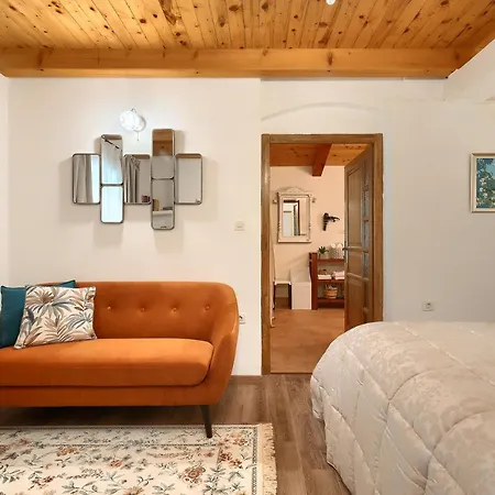 Eufemia Villa